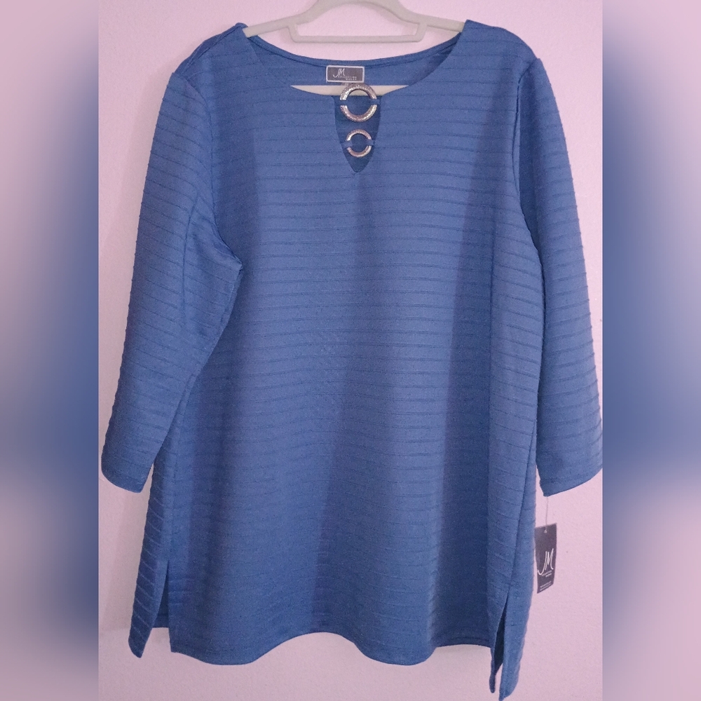 JM Collection Blue Ribbed Top with Silver Ring Accents